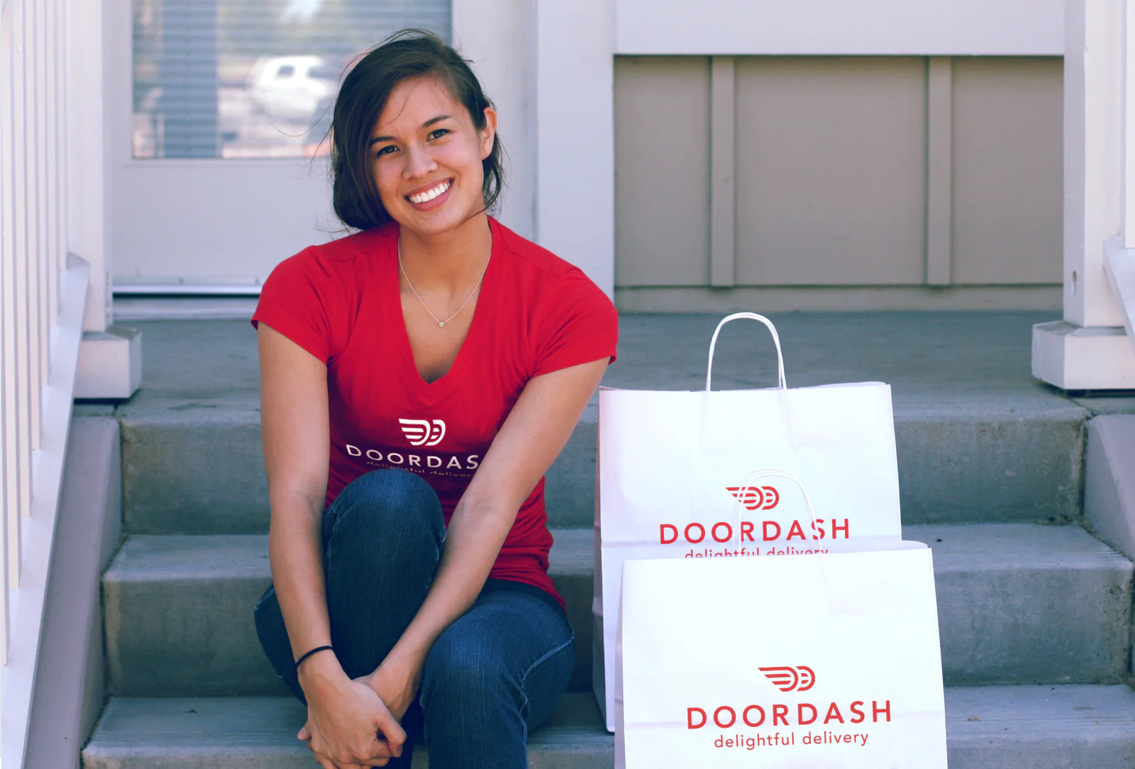 doordash employee happy to use the app delivery system